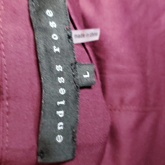 Endless Rose Burgundy Pleated Skirt Size Large - Picture 4 of 4